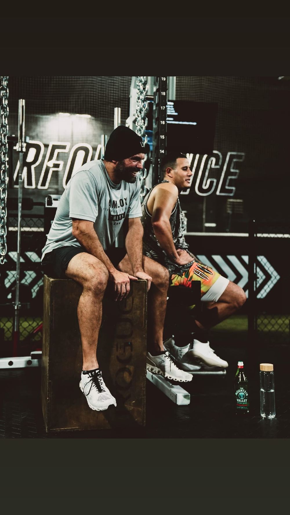 Manny Machado and his coach between sets